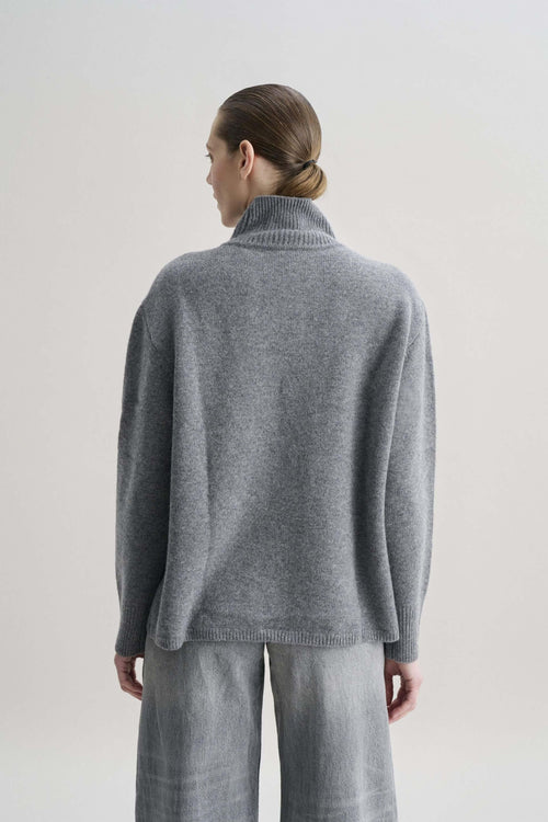 AMARA wool jumper with front slit
