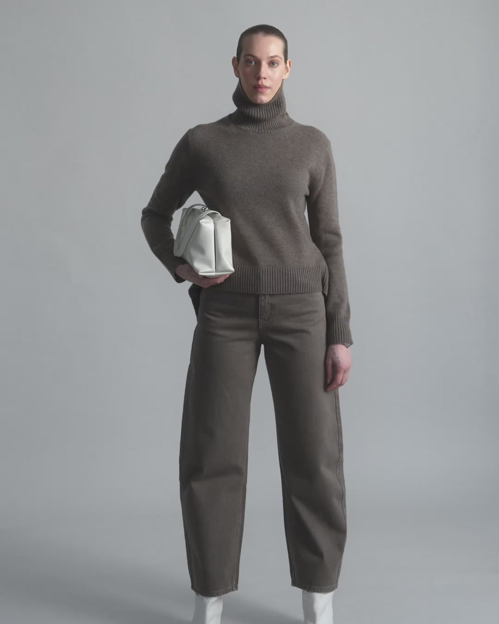 NAELA wool jumper with back detail